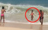 해변 비키니샷 찍으려다 봉변당한 여성