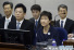 박근혜 韓 전 대통령 첫 재판에 출석...무죄 주장