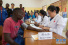 중국 잠비아 지원 의료팀, 수력발전소에서 ‘무료 진료’