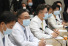 한국 "코로나19, 최악의 경우 국민 40% 감염... 년말까지 갈수도"